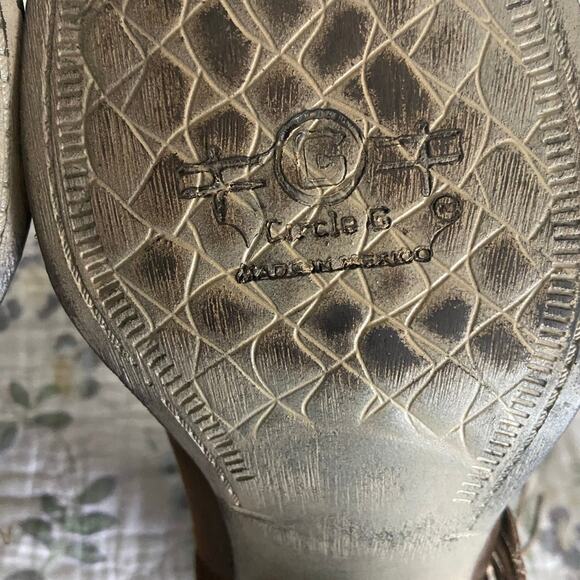 EUC Circle G Honey Leather Side Fringe Round Toe Zip Western Booties Women’s 11M - Picture 7 of 11